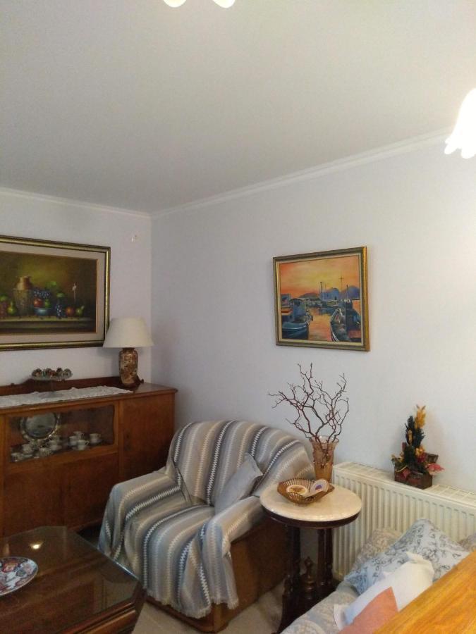 Apartament Nostalgia A In 50 Metres From The Sea